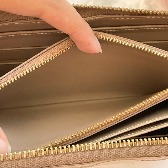 LOUIS VUITTON Monogram Vernis Zippy Champagne gold wallet - Picture 5 of 10